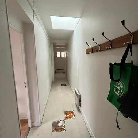 Privat bolig In With View Of The Eiffel Tower